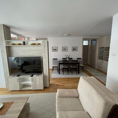 New Belgrade Apartment Екстериор снимка