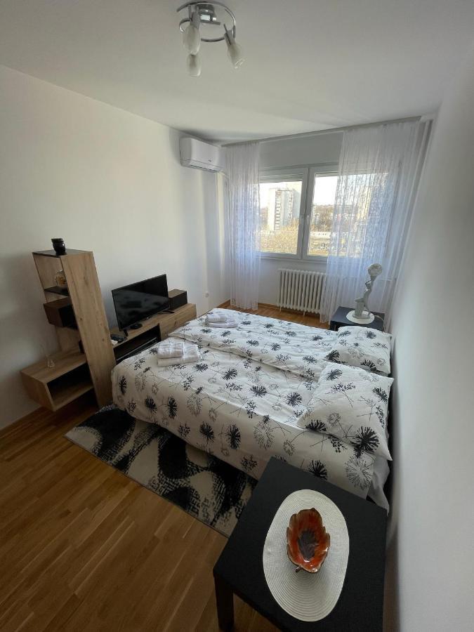 New Belgrade Apartment Екстериор снимка