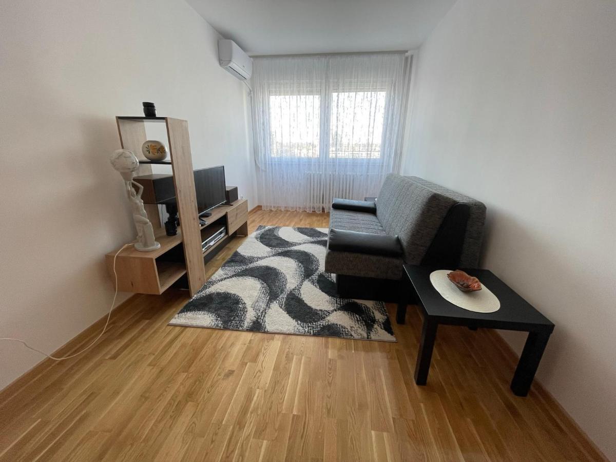 New Belgrade Apartment Екстериор снимка